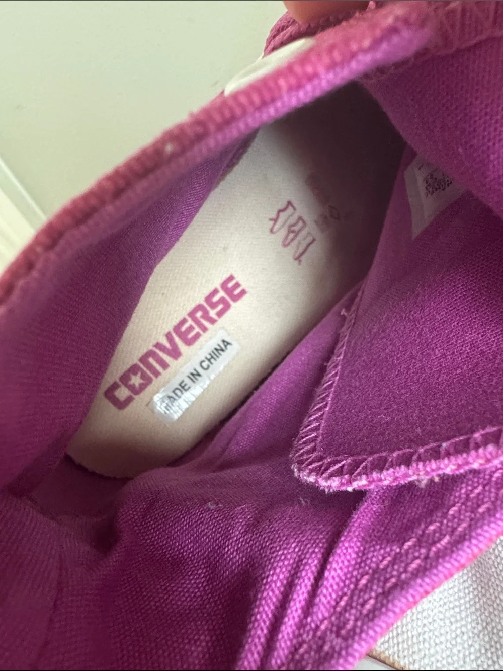 Converse Chuck Taylor High Top Sneakers - Pink Ombre Youth Sz 4
